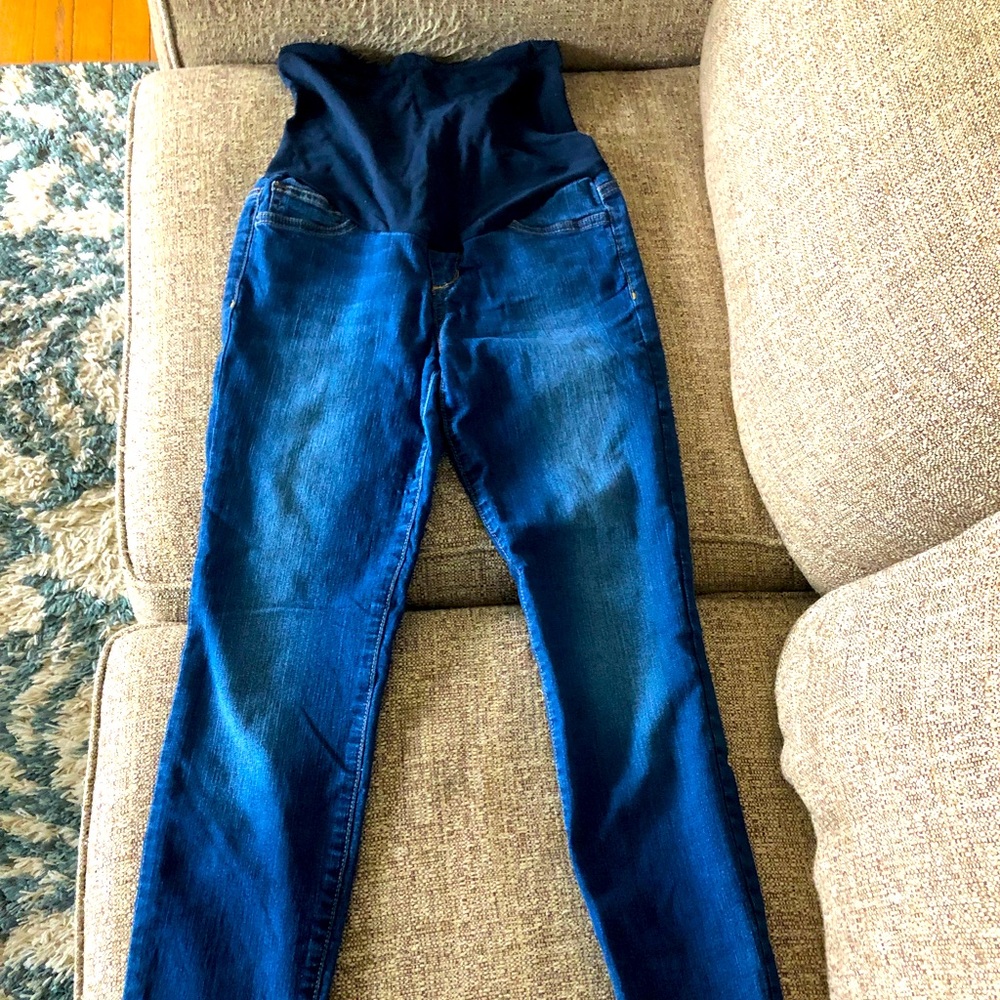 Maternity Joe’s Jeans. Skinny fit. Size 29.